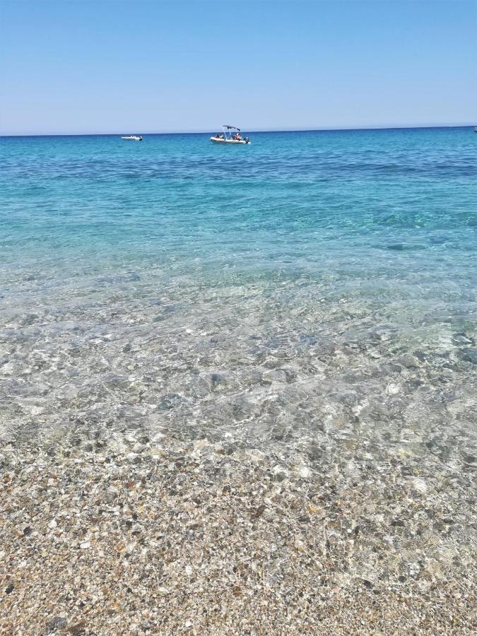 Casa Vacanza Stella Del Mare 卡拉古诺内 外观 照片